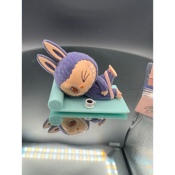 POP MART THE MONSTERS Labubu Lazy Yoga Series CONFIRMED AMERICANO - Picture 4 of 8